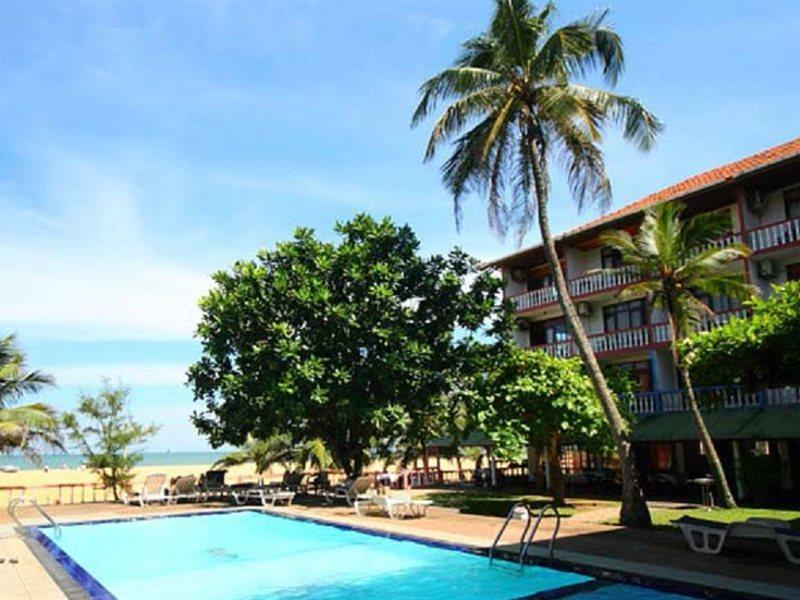 Topaz Beach Hotel Negombo Buitenkant foto